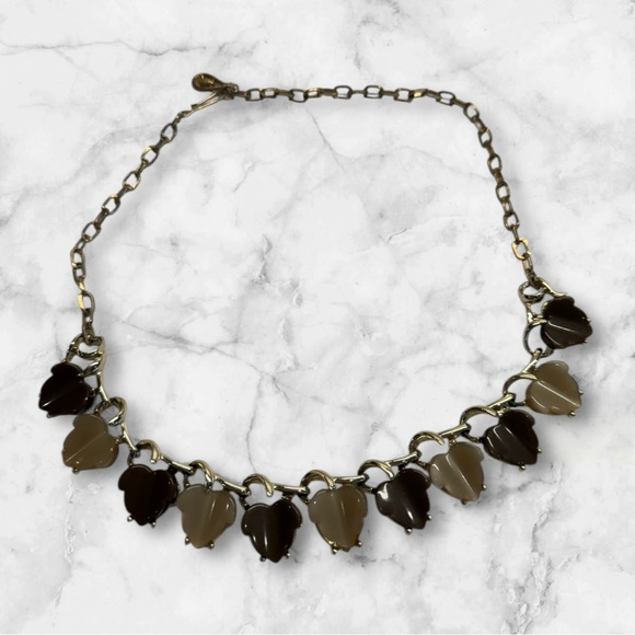 💎💟 Vintage Leaves Charm Necklace - Picture 2 of 11